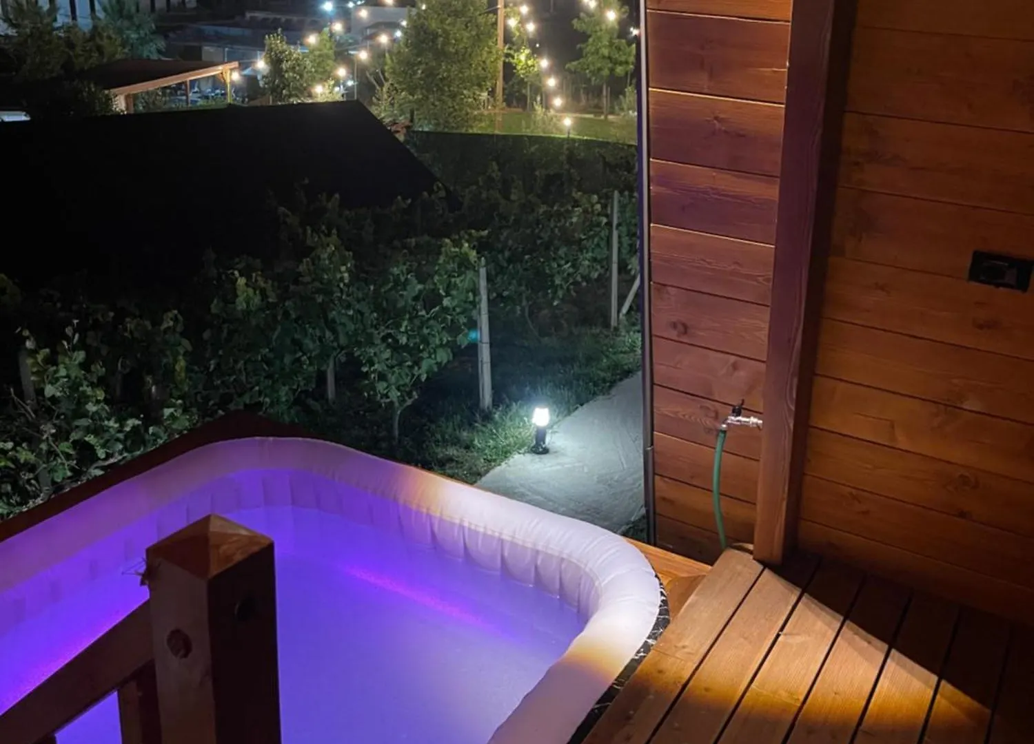 Azalea 2, Cozy Wooden Villa Tiran Arnavutluk